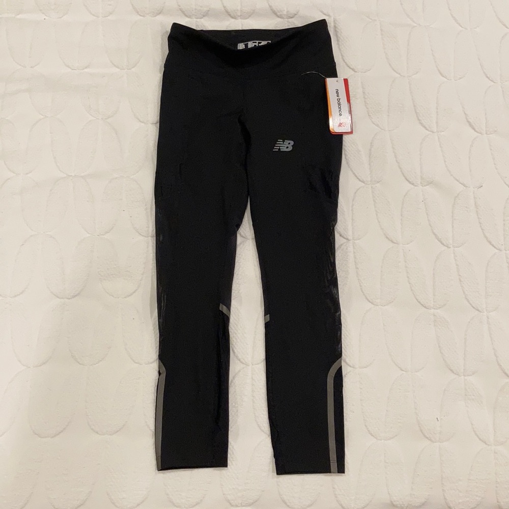 NWT - New Balance Cropped Spandex Pants